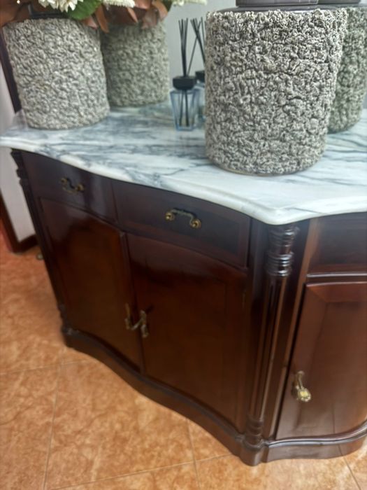 Móveis de corredor e sala de estar