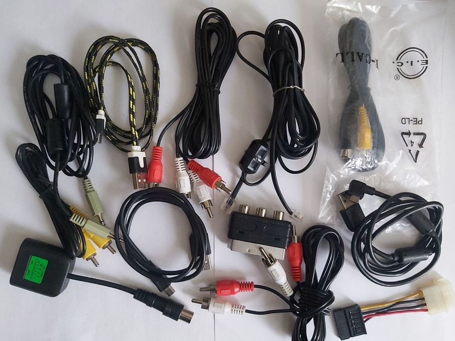 Провід тюльпан , адаптер SCART та інше. Ціна за все