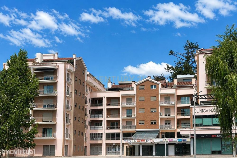 T3 Duplex Apartment | Leiria City Center | Beira Rio Building