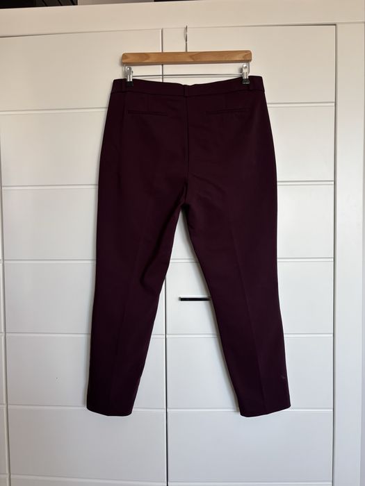 Burgundowe eleganckie proste spodnie Reserved 42