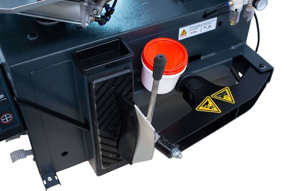 Máquina de Desmontar/Montar Pneus KROFTOOLS     JR19