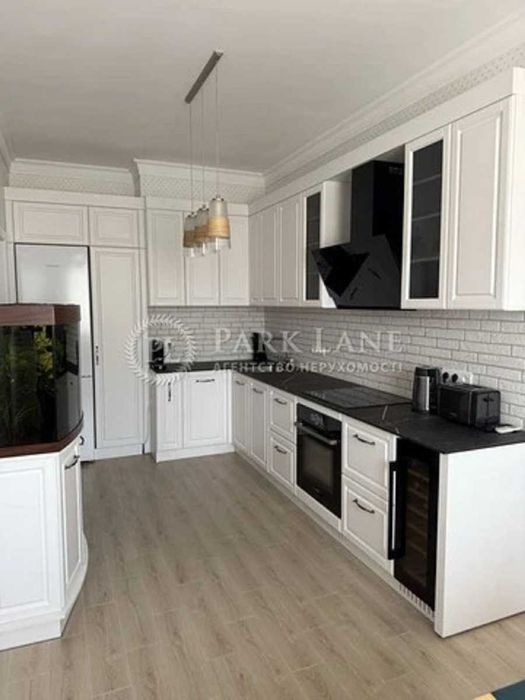 Центр евроремонт купить Скоропадського Толстого  39