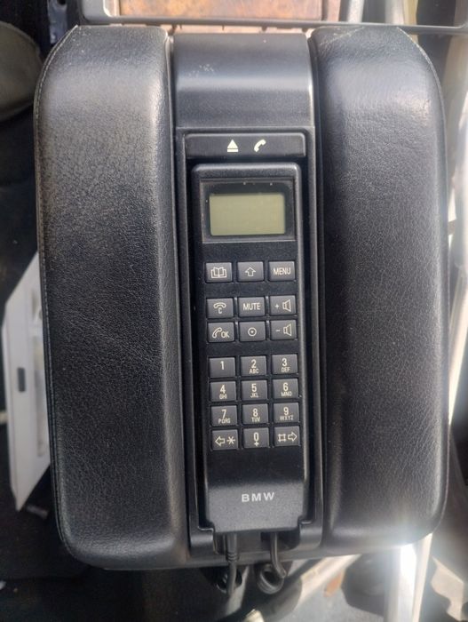 BMW 7 e38 podłokietnik telefon