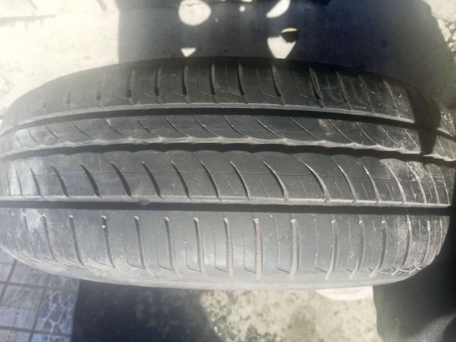 Комплект літньої резини на легкосплавних дисках на Volkswagen  Caddy