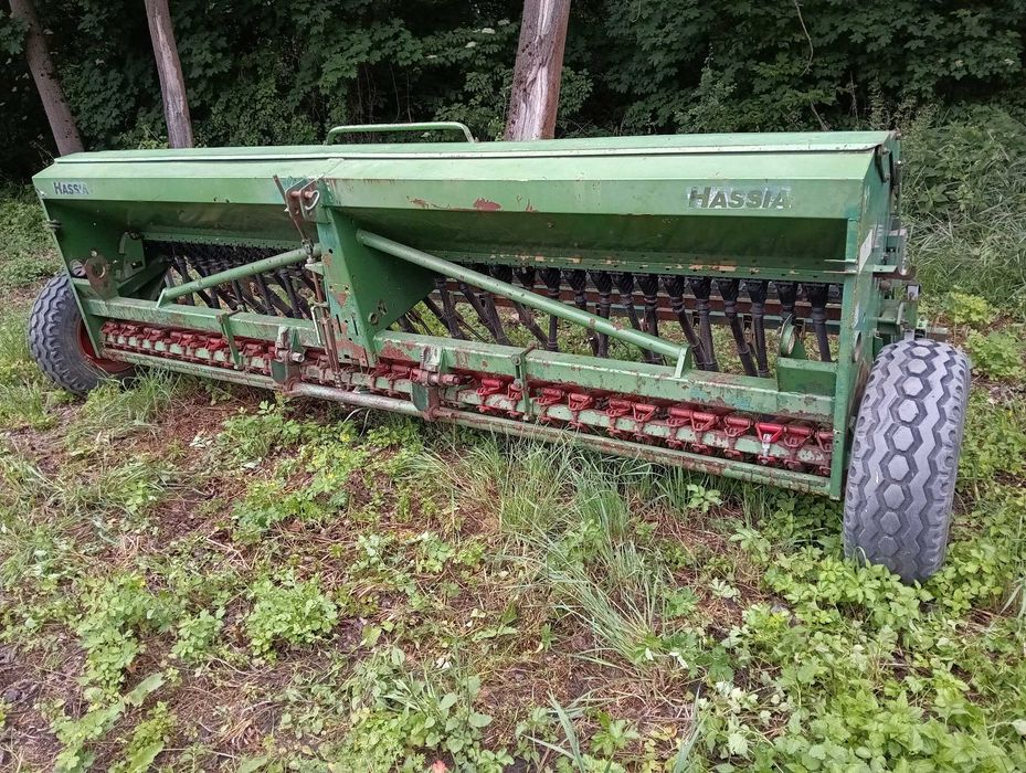 Siewnik Hassia DK400 4m Amazone D7 D8