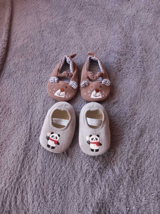 Paputki kapcie antyposlizgowe wkladka 13-13.5cm