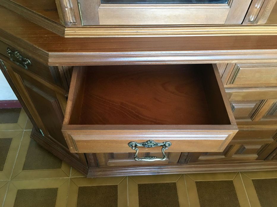 Móvel de Sala (Louceiro)