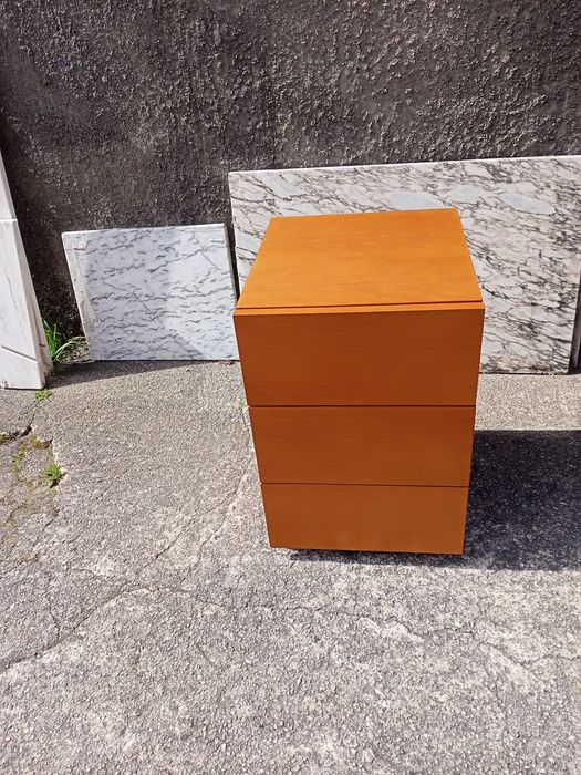 Sapateira, aparador, mesa apoio