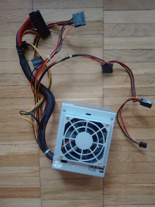 Блок живлення   міні ПК  Qoltec Smart  420W