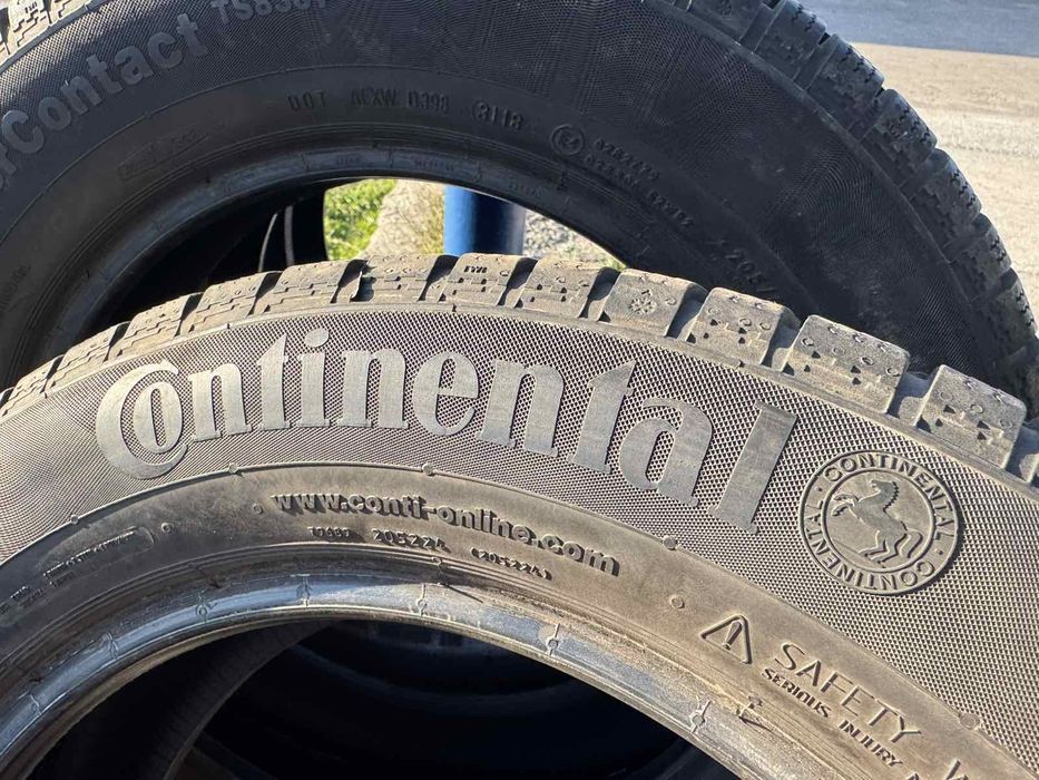 Зимові шини CONTINENTAL 205/55 R16