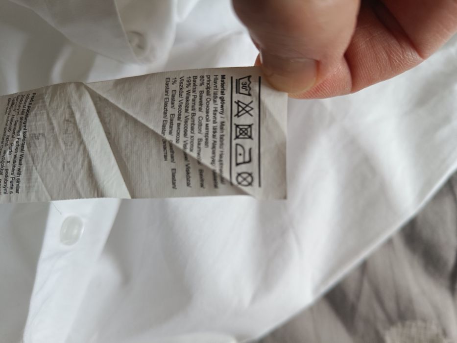 Biała bluzka dla dziewczynki 140