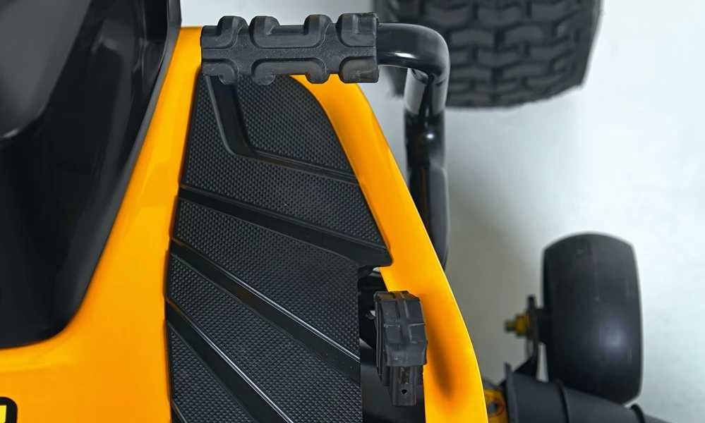 Traktor ogrodowy Cub Cadet XT2 QR106 Kawasaki Dostępny od ręki!