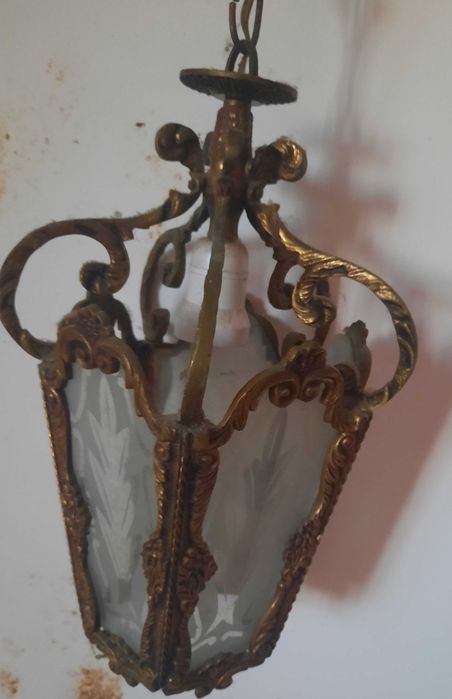 Vendo candeeiro/lanterna de tecto antigo