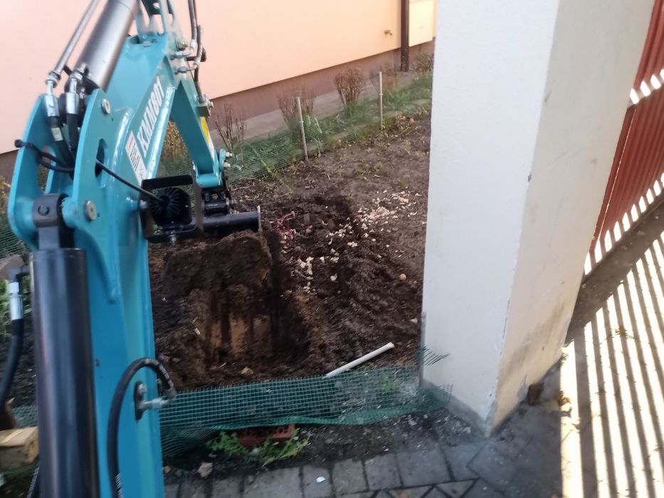 Usługi minikoparka, roboty ziemne.