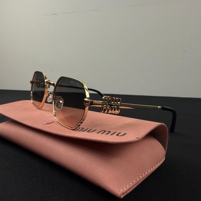 Oculos Miu Miu - novo