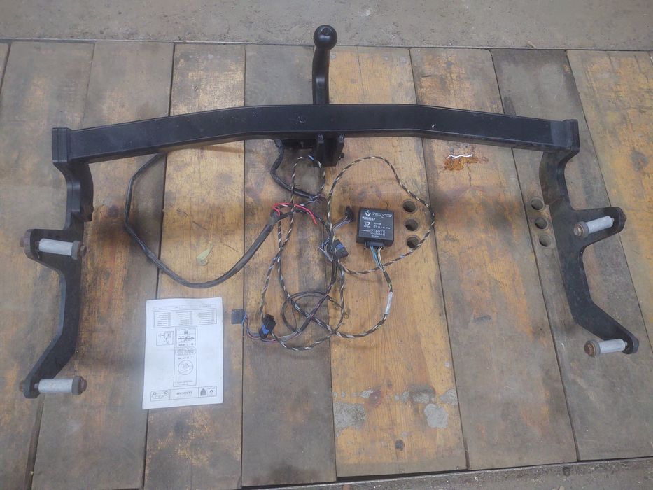 Фаркоп Дачія Сандеро 2007-12 року