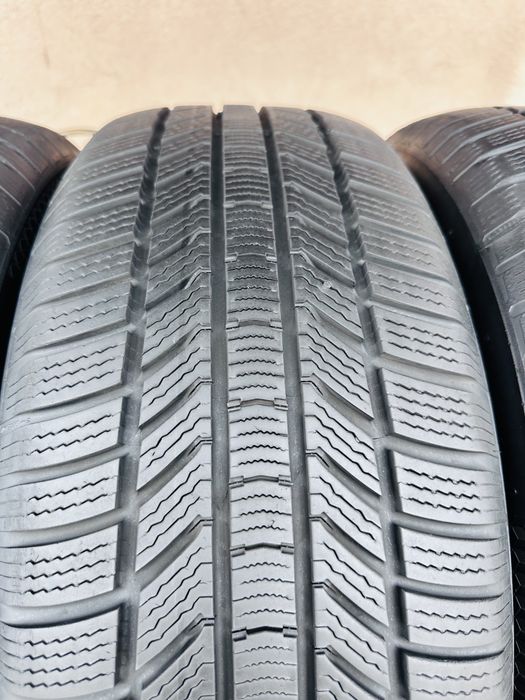 Шини зимові 255/60 R18 (112H) Continental Winter Contact TS870p
