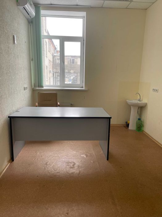 Кабінет з водою 13 кв.м. Харків, Центр. Генератор. Без комісії.