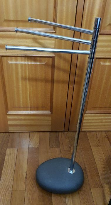 Porta toalhas muito prático