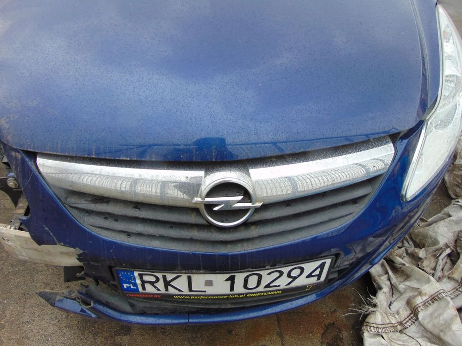 grill atrapa przód opel corsa d z21b 5d