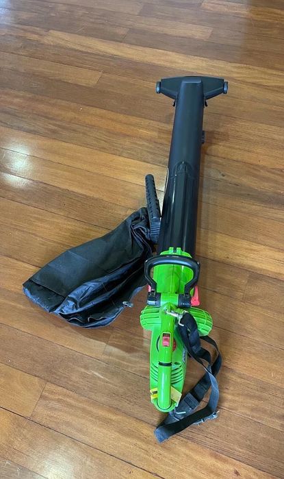 Aspirador/Soprador Folhas Elétrico 2400 W