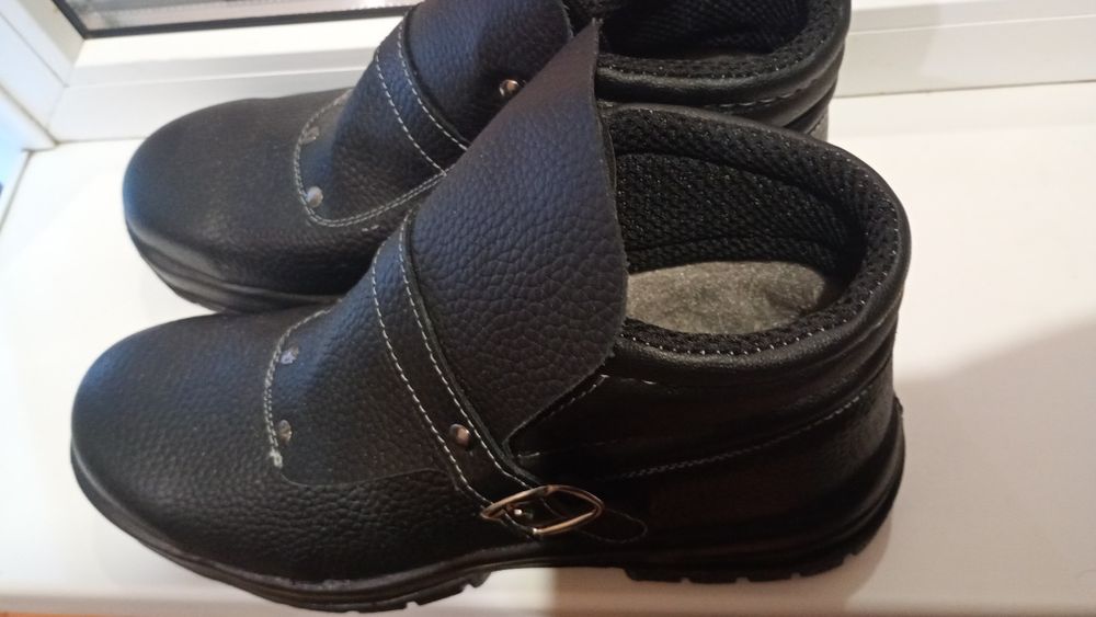 Зимние рабочие ботинки