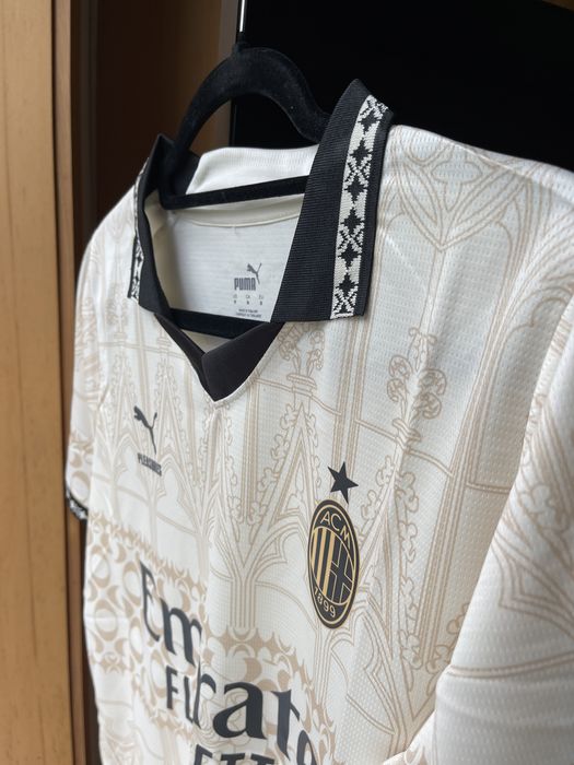 Camisola versão especial ac milan puma x pleasures branca