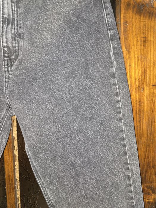 Жіночі джинси мом