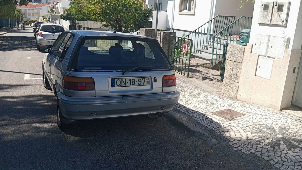 Toyota carola gasolina foto 3