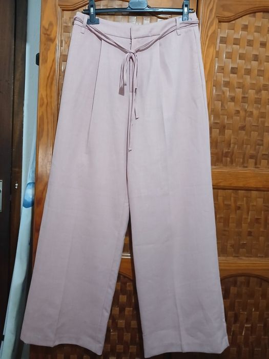 Calças n38 stradivarius