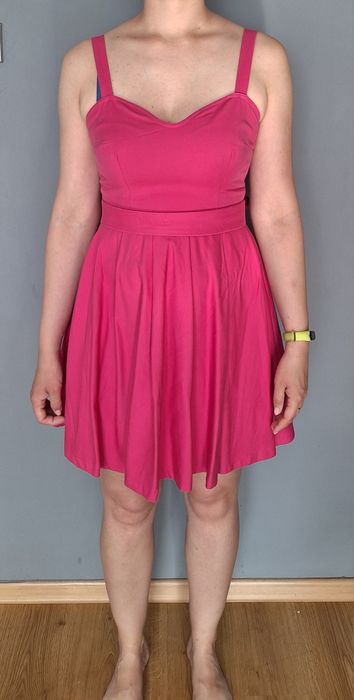 Sukienka fuksja Mohito M z paskiem - komunia,święta,wesele itp.