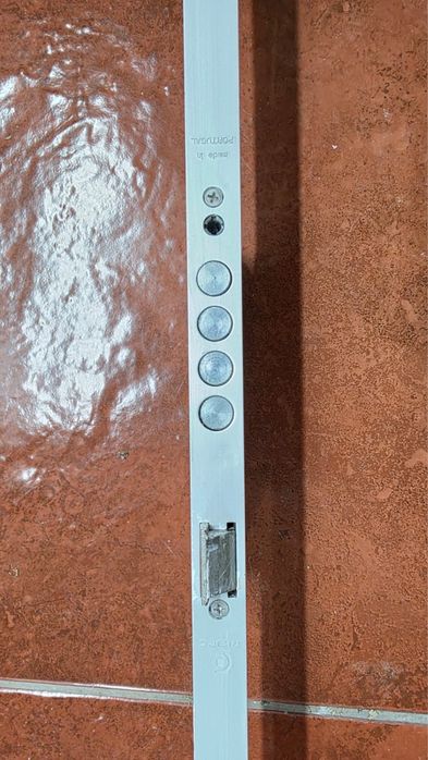 Fechadura de embutir 4 pontos de alta segurança