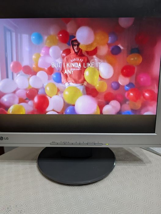 Monitor LG Flatron 19 polegadas