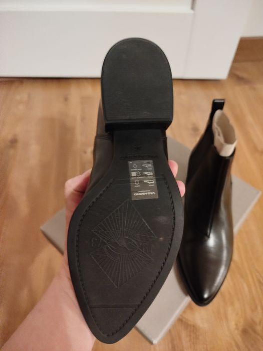 Sprzedam skórzane buty Vagabond r 36 nowe
