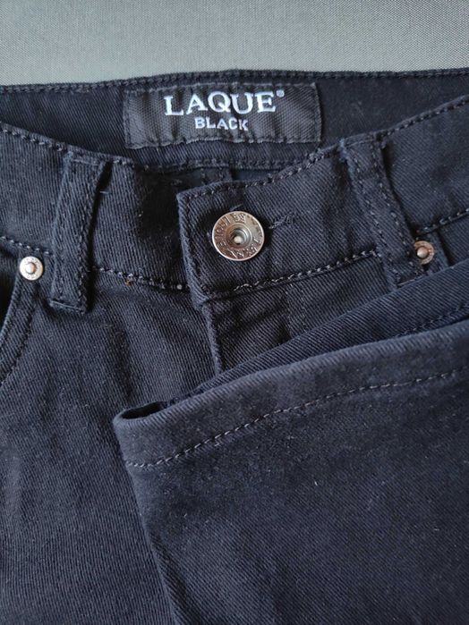 Spodnie  jeans męskie młodzieżowe rozmiar S/M  stan bardzo dobry