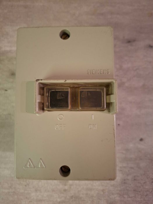 Obudowa Siemens do wyłącznika silnikowego