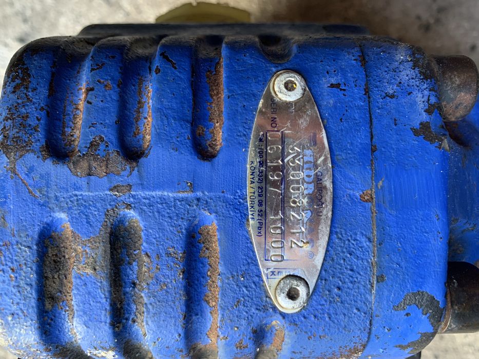 Насос шестерневий 82 л (3 болта)