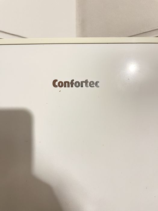 Frigorifico combinafo marca confortec impecavel possivel entrega