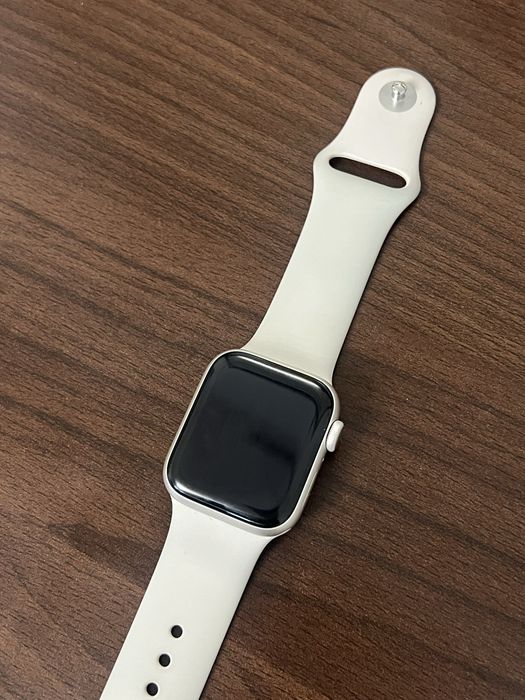 Apple Watch SE (2nd gen) 40mm, Starlight