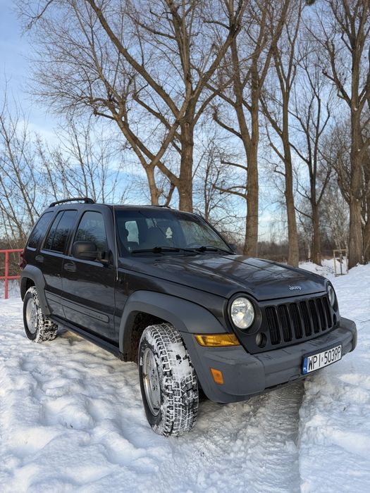 Inspiring Jeep Liberty 2005 3 7 Imagesnull