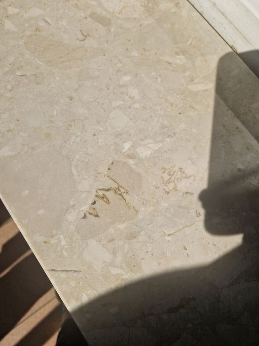 Parapet z konglomeratu marmurowy
