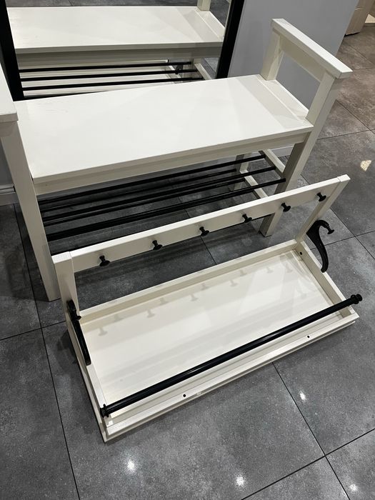 Biała ławka szafka na buty przedpokój i wieszak ścienny Ikea Hemnes