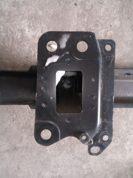 Передній усилитель Фольксваген поло 9N  2001-2005 рік