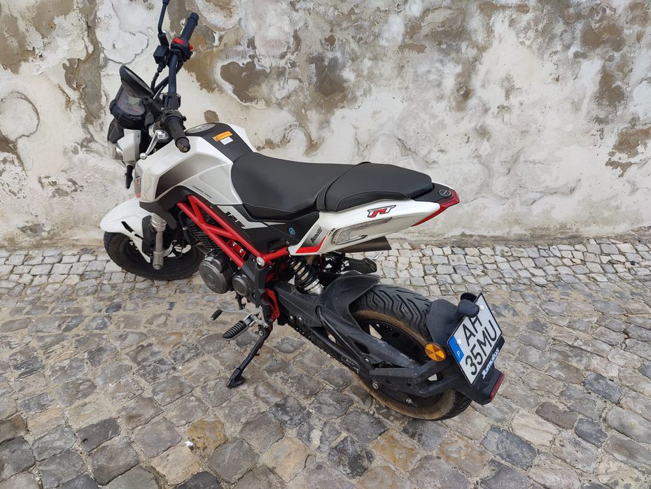 Benelli tnt 125cc