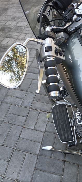 Ямаха драгстар1100 классик.