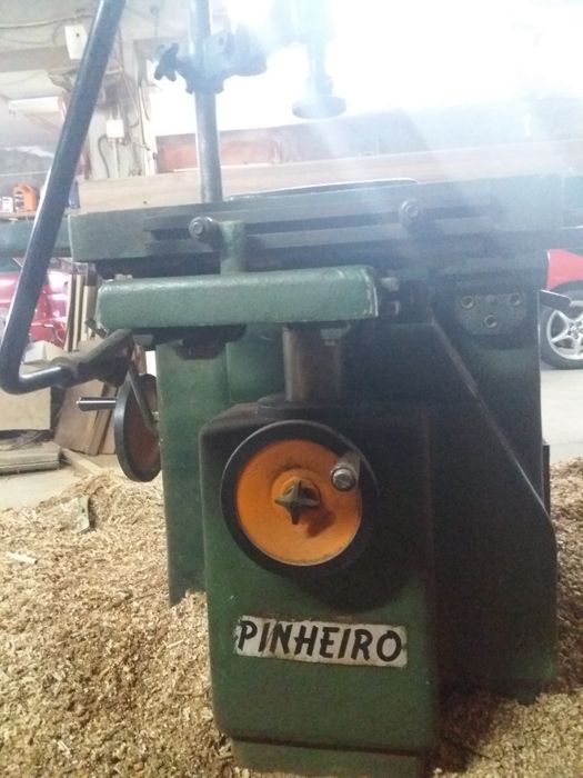 Maquina Universal Pinheiro UIR 350