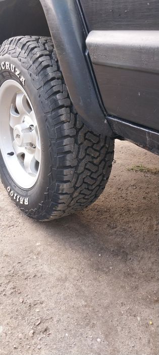 Джип чероки xj 2.5 тд