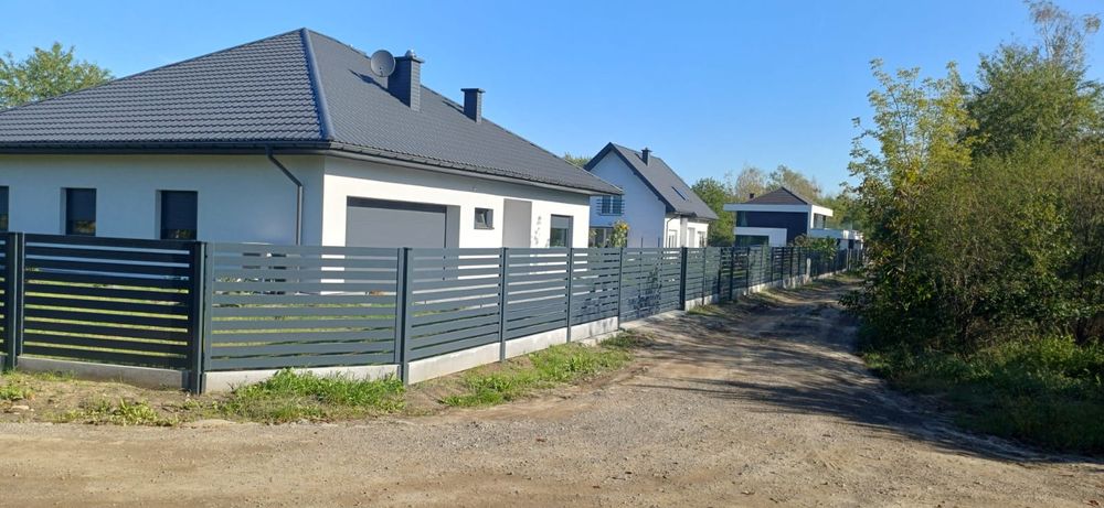 Bramy Furtki Przęsła / Montaż Ogrodzeń / Ogrodzenia Panelowe Betonowe