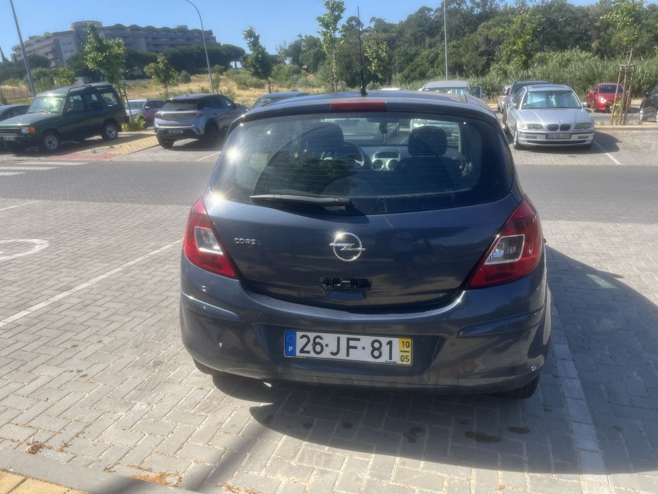 Opel corsa 1.2 2011