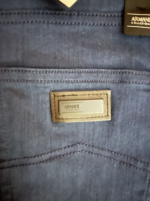 Wyprzedaż spodnie męskie Armani Collezione.